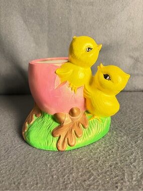 Vintage 1976 Yellow Chick Egg Planter Easter Spring Kitsch Nursery Decor 6”